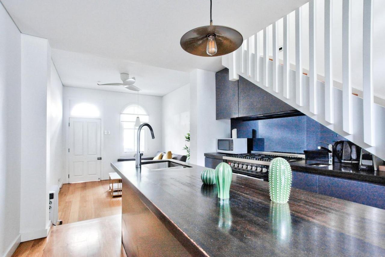 Astounding 3 Bedroom House Surry Hills 2 E-Bikes Included Cité de Cité de Sydney Extérieur photo